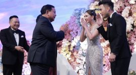 Jessica Milla dan Jessica dan Yakup Hasibuan terlihaþ bahagia dengan ketersediaan waktu Prabowo yang berkenan hadir. (Dok. Tim Media Prabowo)