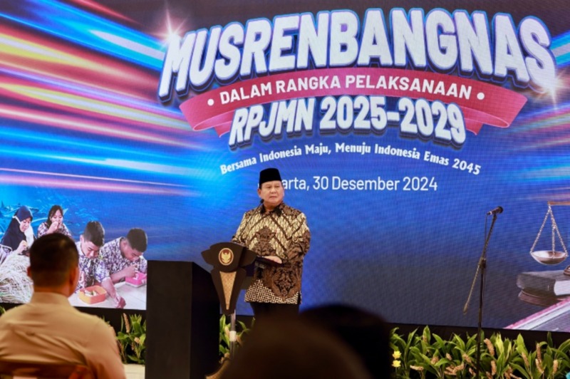 Presiden Prabowo Subianto berpidato di Musyawarah Perencanaan Pembangunan Nasional (Musrembangnas), Rencana Pembangunan Jangka Menengah Nasional tahun 2025 di gedung Bappenas, Senin (30/12/2024). (Dok. TIm Media Prabowo)