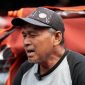 Penarik becak Banjarnegara ini akhirnya kembali bersemangat mencari nafkah setelah mendapatkan becak listrik dari Prabowo. (Dok. Tim Media Prabowo)